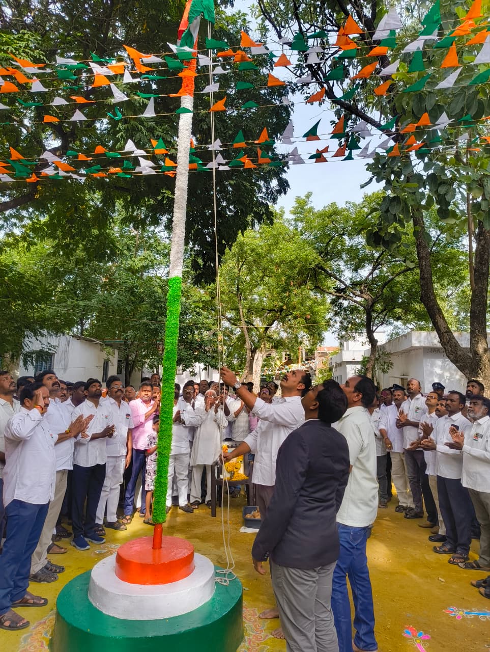 దేశభక్తి నినాదాలతో మార్మోగిన హాలియా