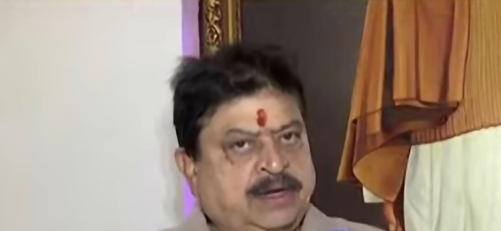 ఫీజు రీయింబర్స్మెంట్పై బీజేపీ రాష్ట్ర అధ్యక్షుడు రాంచందర్రావు ఆగ్రహం