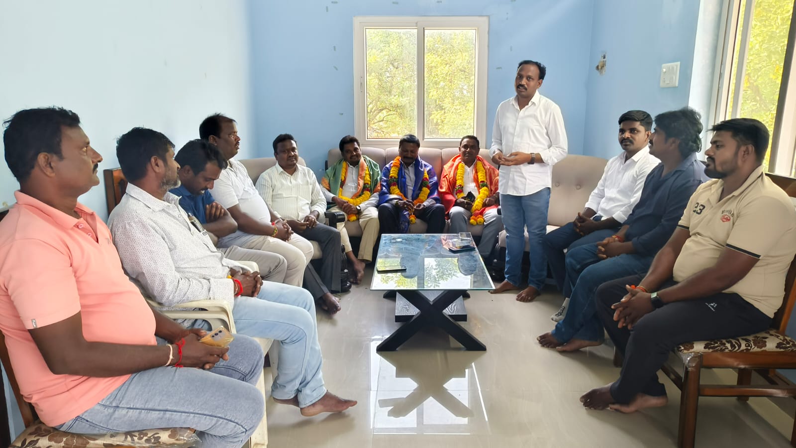 ఉత్తమ ఉపాధ్యాయులకు సన్మానం