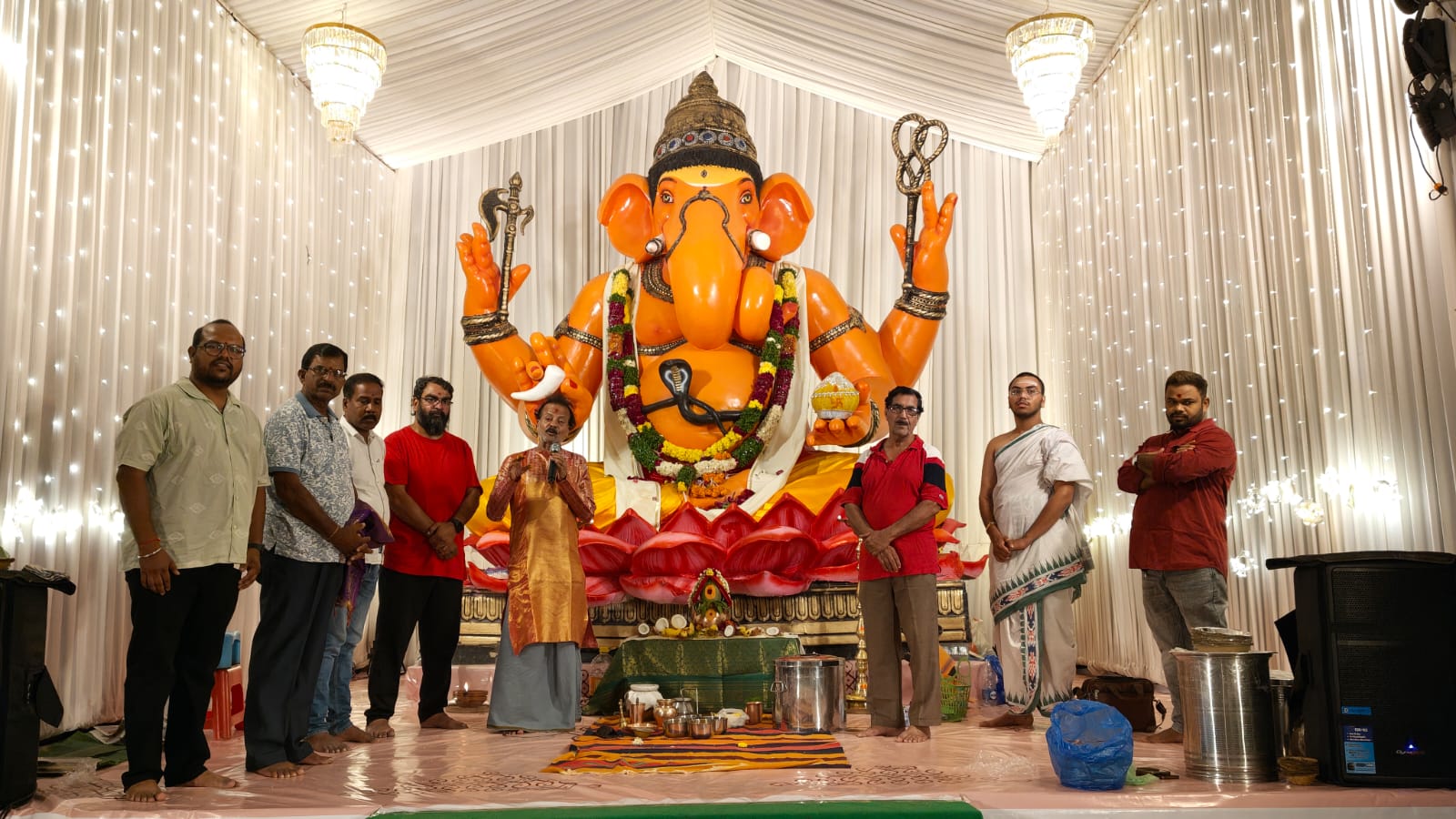 జేఎంఎఫ్ఏ–టీఆర్టీ ప్రత్యేక పూజలు భక్తి, స్నేహం, సంప్రదాయాలకు ప్రతీకగా ఉత్సవాలు: వాసన్న