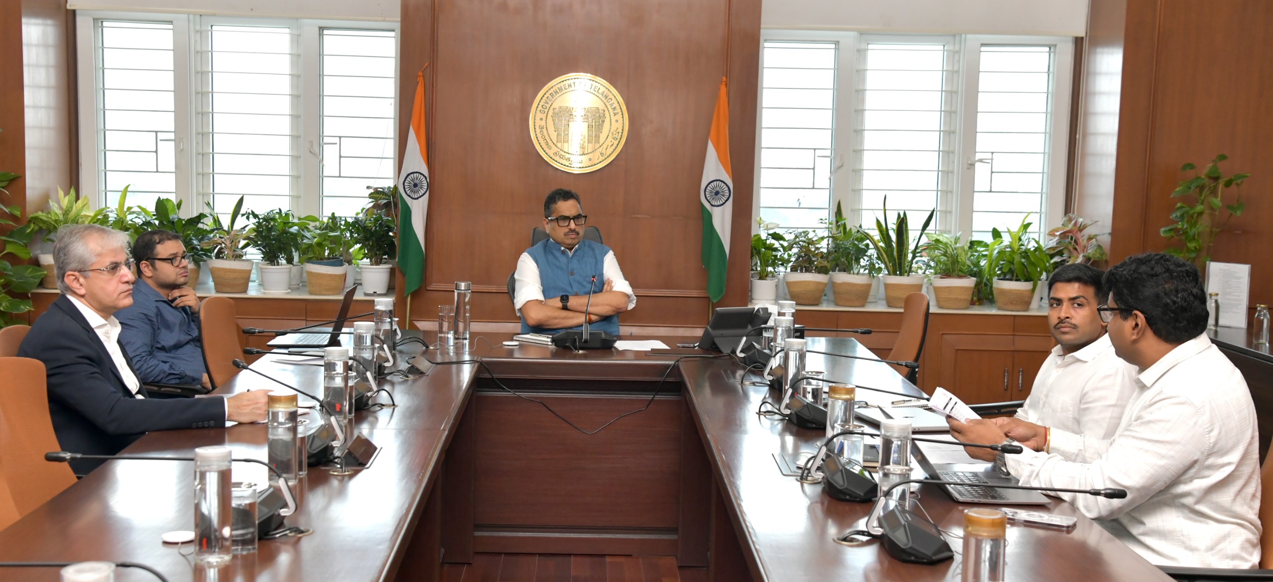 తెలంగాణ గ్లోబల్ సమ్మిట్లో భాగంగా భారీ స్థాయిలో రక్షా ఎక్స్పో