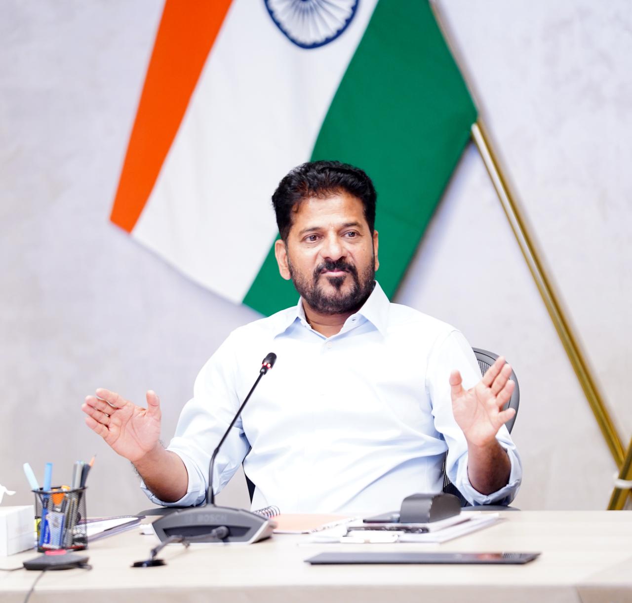 పంటలు ఎండిపోకుండా రేయింబవళ్లు విద్యుత్ సరఫరా చేయాలి: ముఖ్యమంత్రి ఎ.రేవంత్ రెడ్డి • వచ్చే 20 రోజులు అత్యంత కీలకం.. విద్యుత్ సరఫరాలో అంతరాయాలను సహించేది లేదు