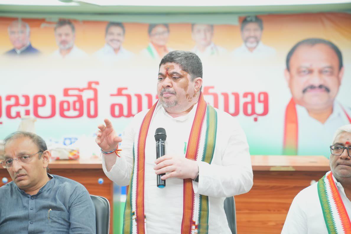 ఓటు హక్కు తొలగించే ప్రయత్నం: మంత్రి పొన్నం ప్రభాకర్