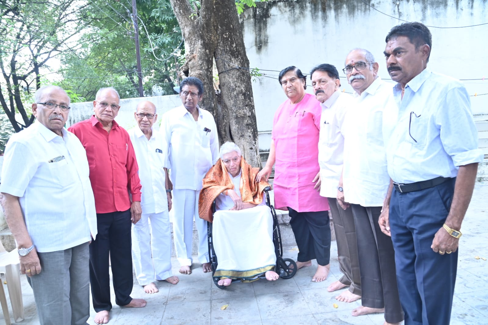 చుక్కా రామయ్య డాక్యుమెంటరీ డాక్యుమెంటరీ ని ప్రారంభించిన కేవి రమణ చారి