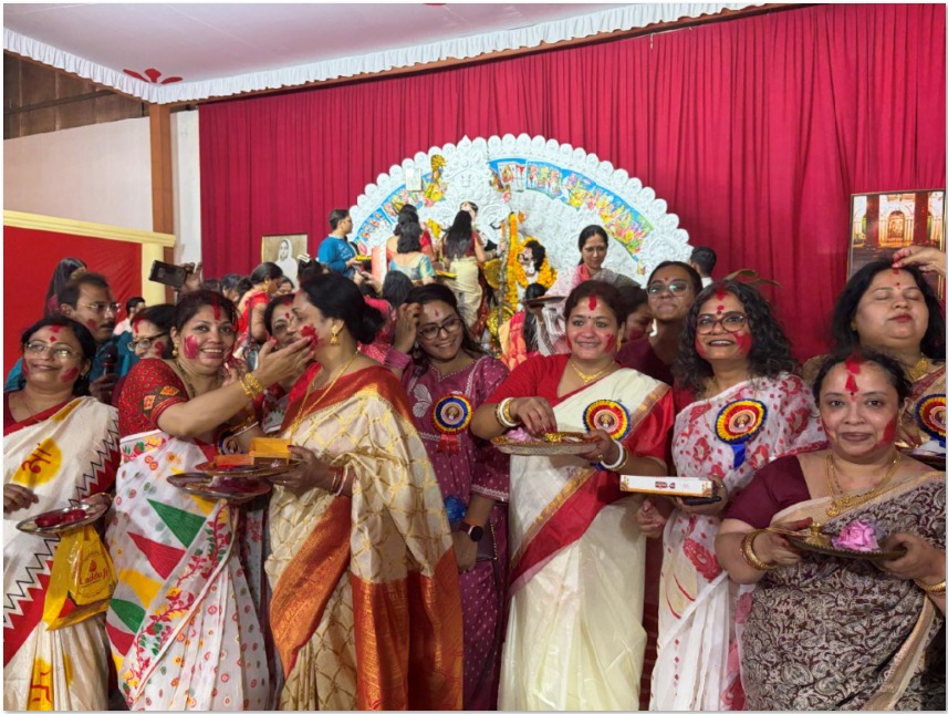 ఘనంగా సిందూర్ ఖేలా వేడుకలు బెంగాలీ కల్చరల్ అసోసియేషన్ ఆధ్వర్యంలో సందడి