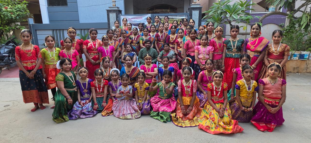 కూచిపూడి గ్రేడ్ పరీక్షలకు 120 మంది విద్యార్థులు
